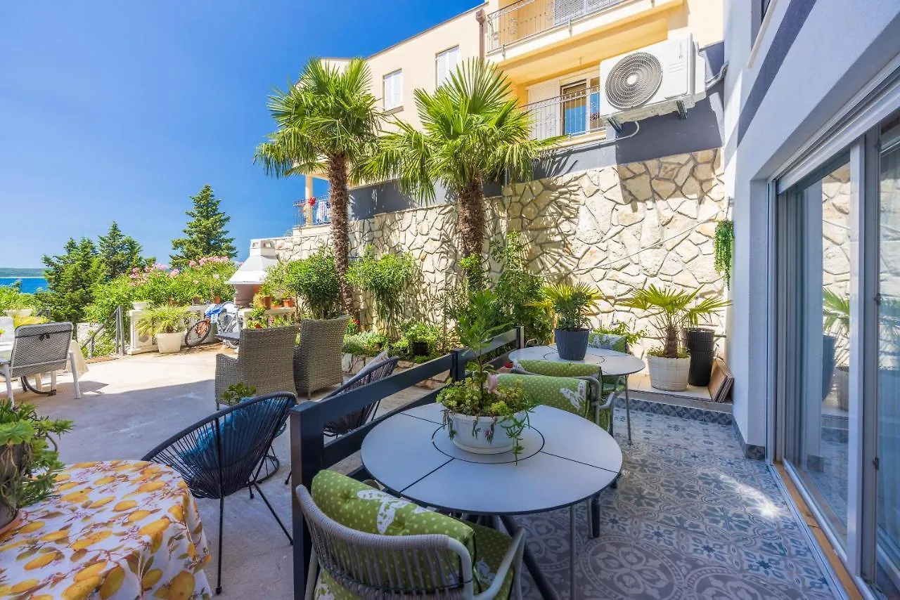 Villa Lucia 2 Dramalj Apartment